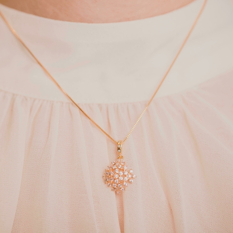 Colar Flores Dourado - comprar online