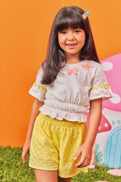 Conjunto de Blusa Boxy em Malha Texturizada e Shorts em Laise Kukiê 73906