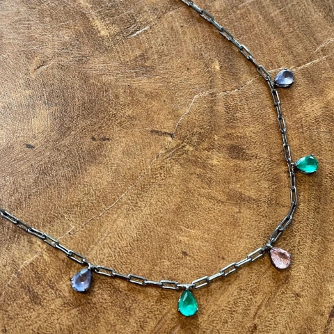 Colar Cristais Coloridos