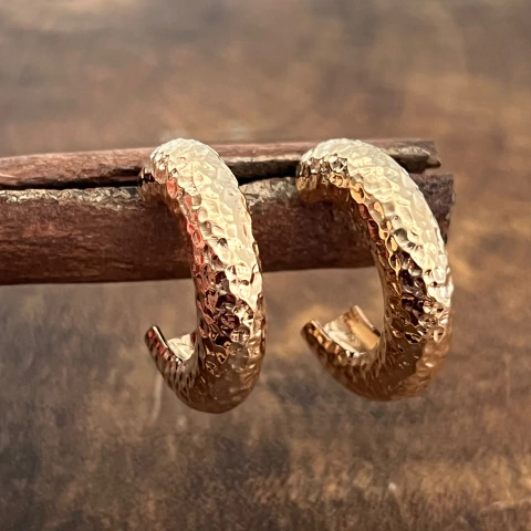 Argola Martelada - Banho Ouro