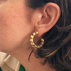 Brinco Argola Mola Torcida - Banho Ouro na internet