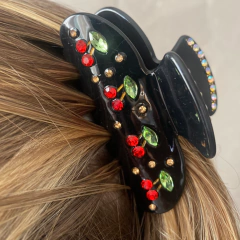 Piranha Cereja Acetato Preta - G - Daniela Lopes Acessórios