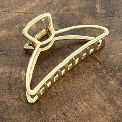 Piranha Cabelo Metal