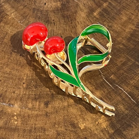 Piranha Cereja Metal Esmaltado - G