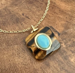 Colar Olho de Tigre e Turquesa - Banho Ouro - comprar online