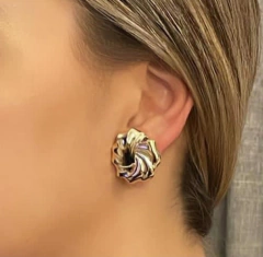 Brinco Botton Dourado Liso - comprar online