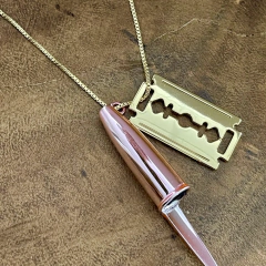 Colar Tampa Caneta Gilete - comprar online