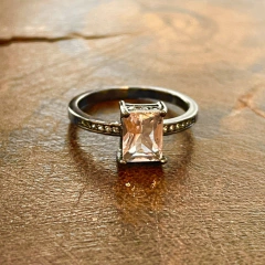 Anel Cristal Rosa - Ródio Negro