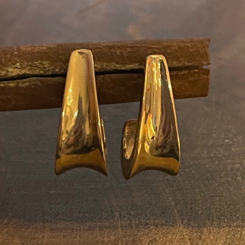 Brinco Argola Frontal - Banho Ouro