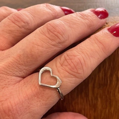 Anel Coração Vazado - Banho Ródio - comprar online