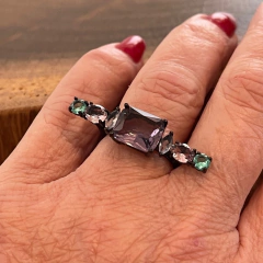 Anel Cristal Tons Lilás - Ródio Negro - Daniela Lopes Acessórios