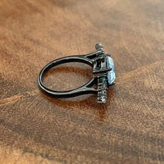 Anel Cristal Tanzanita - Ródio Negro na internet