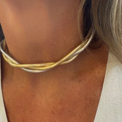 Colar Choker Aros Trançados - comprar online