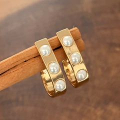 Brinco Meia Argola Anzol- Pérola Shell