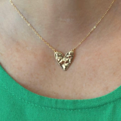 Colar Coração Martelado - Banho Ouro. na internet