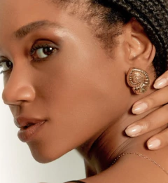 Brinco Concha Caracol - Banho Ouro - comprar online