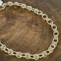 Corrente com Elos Traçados e Fecho Boia Banhado a Ouro 18k