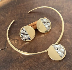 Colar Aro Dourado com Pingente Redondo - comprar online