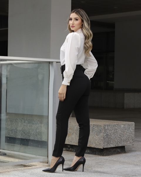 CALÇA BRUNA PRETA - comprar online