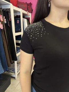 Imagen de Remera Clásica Con Brillos