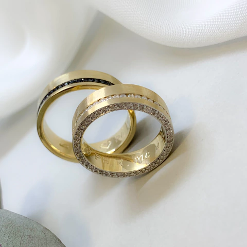 Par de alianças | Together 68 Lillian e Ceceu - Ouro 18k