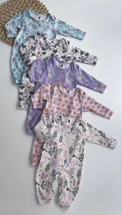 Macacão canelado feminino - comprar online