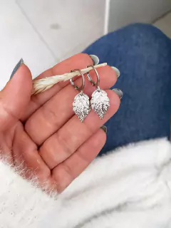 Argolinhas em aço inox folha textura - COD. A164-24 - comprar online