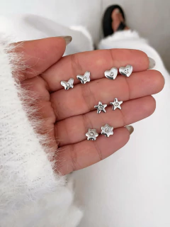 Brincos em aço inox com zircônia 4 modelos - par - COD. A416 - comprar online