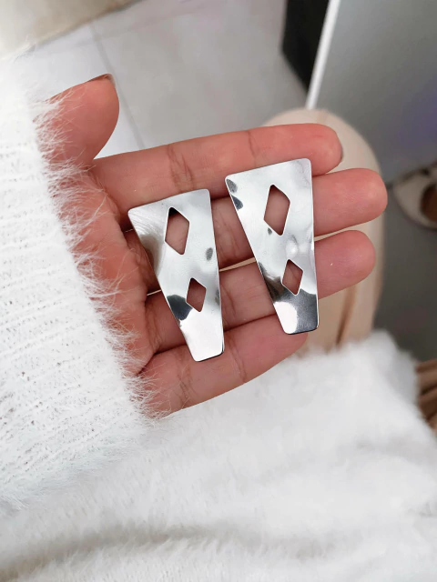 Brincos em aço inox prisma amassado martelado duo vãos - COD. A391 - comprar online