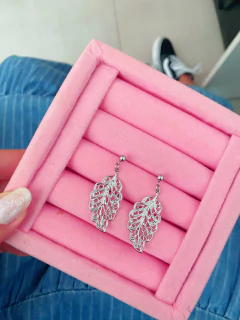 Brincos em aço inox folhas vazadas - COD. HA39B na internet