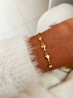 Pulseira em aço inox dourado corações abaulados - UNIDADE - COD. HA207P - Hellô Acessórios
