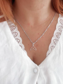 Colar em biju sereia vazada - COD. H99C na internet