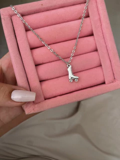 Colar em biju patins - COD. H176C - comprar online