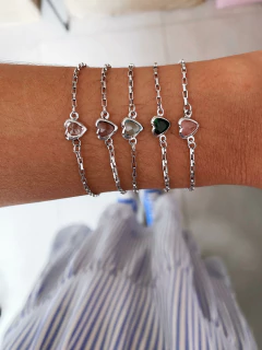 Pulseira em aço inox tijolinho coração em zircônia - 5 cores - UNID. - COD. A398 - Hellô Acessórios