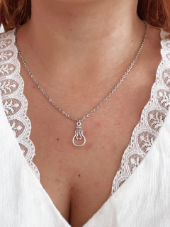 Colar em biju lâmpada - COD. H145C - comprar online