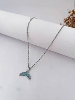 Colar em aço inox sereia esmaltada azul passante - COD. HA232C - comprar online