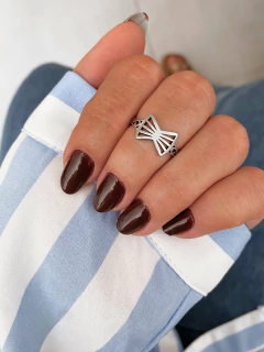 Anel em aço inox laço traçado detalhes - COD. A401e na internet