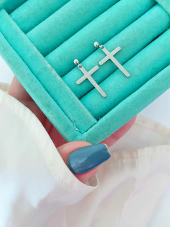 Brincos em aço inox Cruz lisa - COD. HA76B na internet