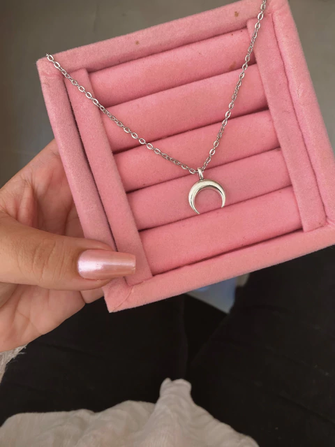 Colar em biju lua lisa invertida - COD. H188C - comprar online