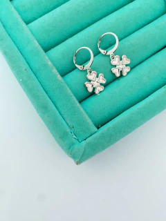 Argolinhas em aço inox trevo 4 folhas corações - COD. A164-32 na internet