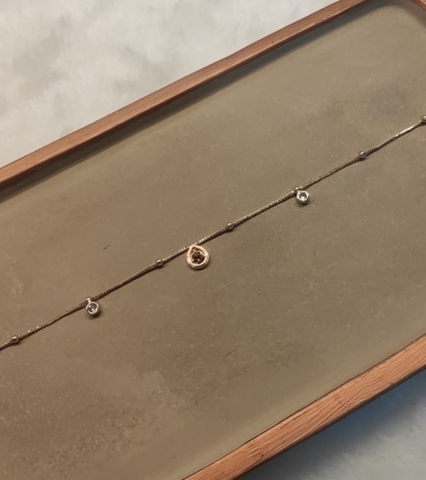 Tornozeleira 3 pedras Folheada a Ouro 18k