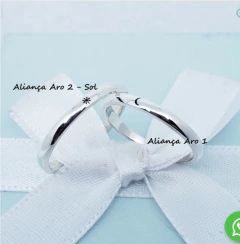 Unidade Aliança Compromisso polida personalizada com desenho minimalista de sol ou lua prata 2mm - Sublime Alianças