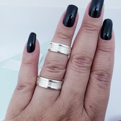 Aliança Compromisso Sublime personalizada canto arredondado diamantada prata 7mm - comprar online