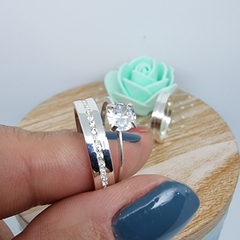 Par de Aliança Compromisso Lisa cravejada prata 4mm - comprar online