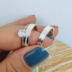 Par de Aliança Compromisso Lisa cravejada prata 4mm - Sublime Alianças