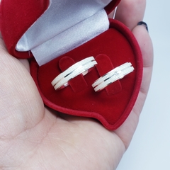 Aliança Compromisso Reta diamantada prata 4mm - comprar online