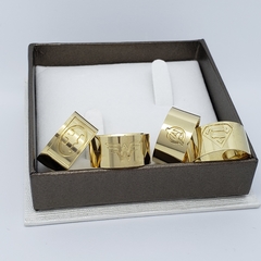 Aliança Casamento/Noivado ouro 18k - 10mm - personagens Superman e Avengers - comprar online