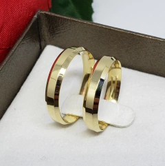 Aliança Casamento/Noivado chanfrada ouro 18k 4mm - comprar online
