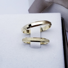 Par de aliança de noivado casamento chanfrada diamantada e polida 3mm ouro 18k