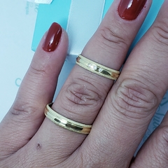 Par de aliança de noivado casamento meia cana polida e lateral diamantada 4mm ouro 18k na internet